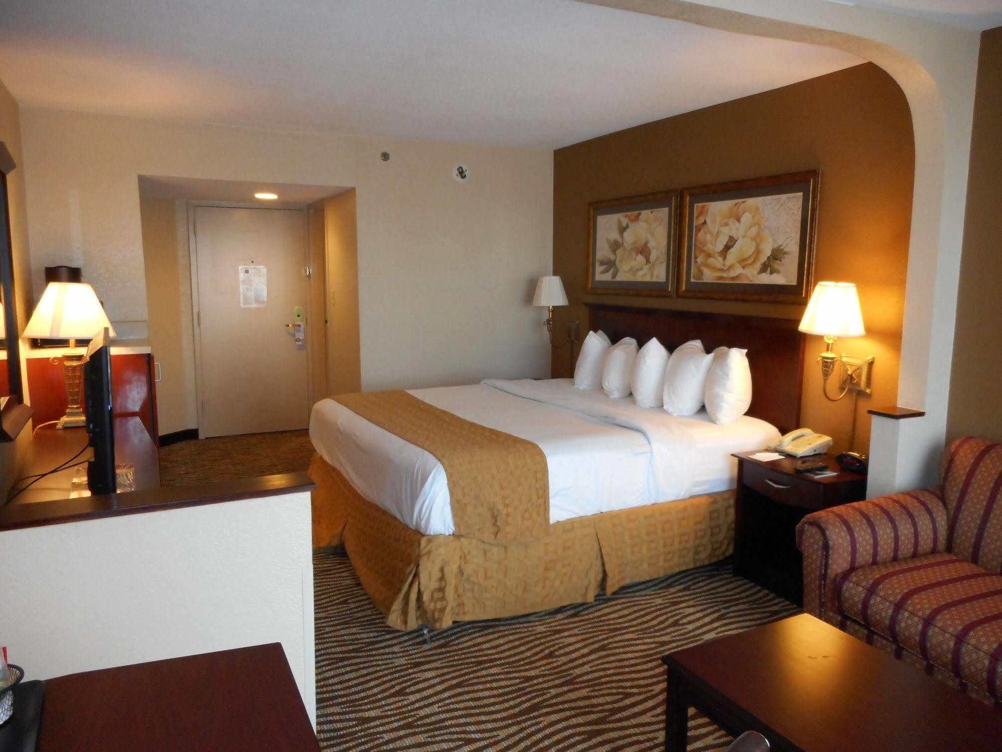 Quality Inn Near Hampton Coliseum Ngoại thất bức ảnh