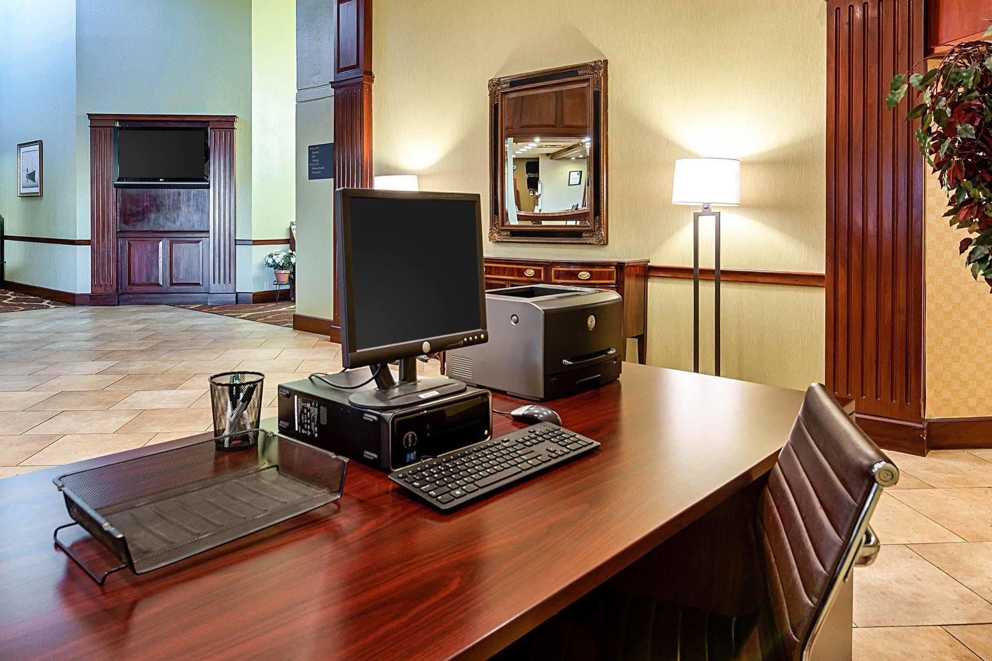 Quality Inn Near Hampton Coliseum Ngoại thất bức ảnh